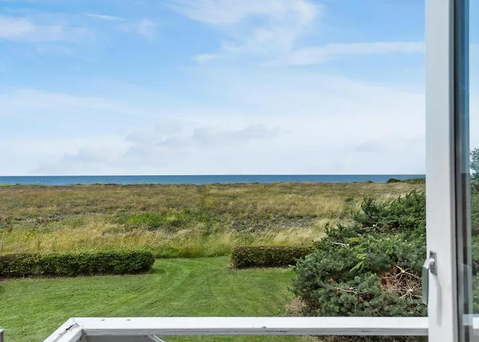 Dom wakacyjny Three-bedroom With Sea View 04 Bagenkop